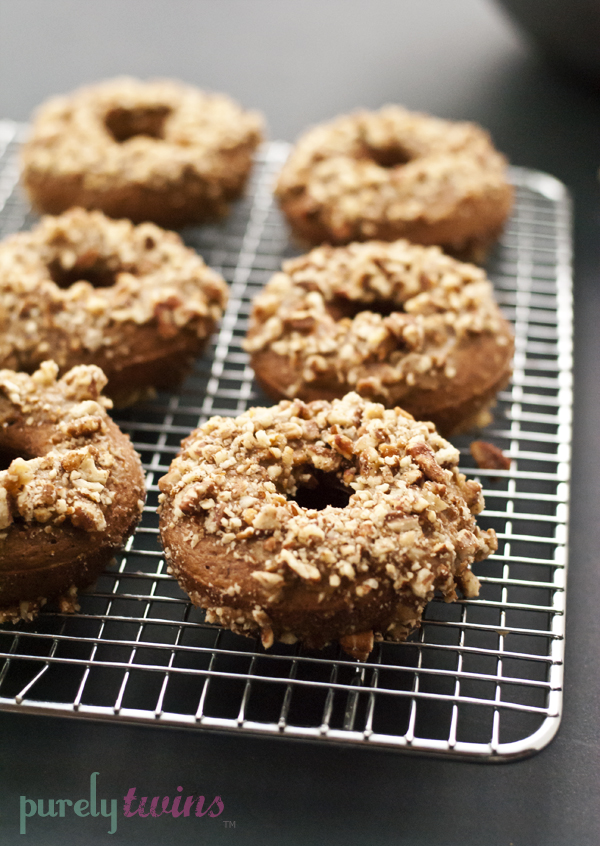 Healthy High Protein donut recipe from Purely Twins - click for more healthy desserts