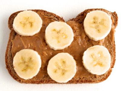 Why so many runners eat bananas and PB before running