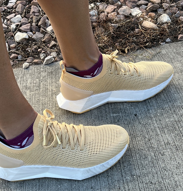 Long outlet walk sneakers